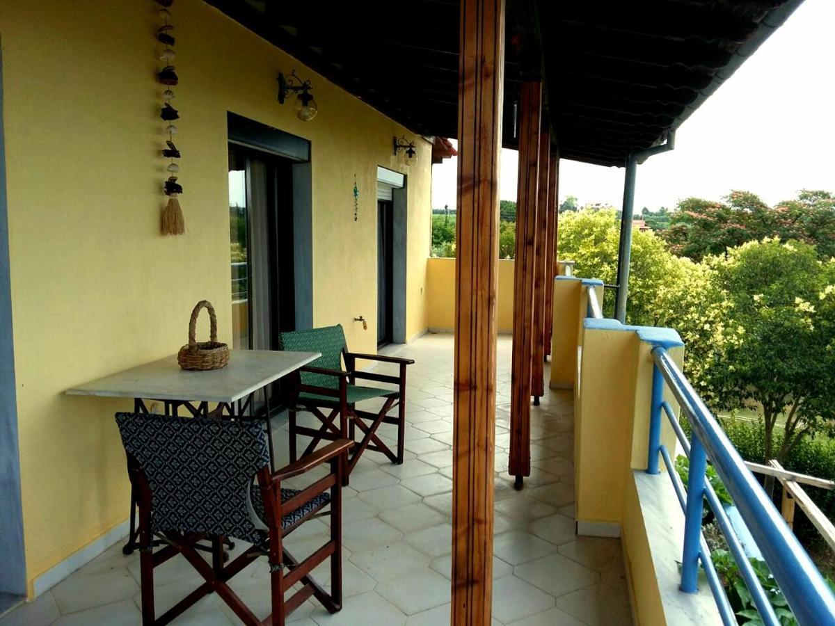 Nice House By The Sea! Epanomi Luaran gambar